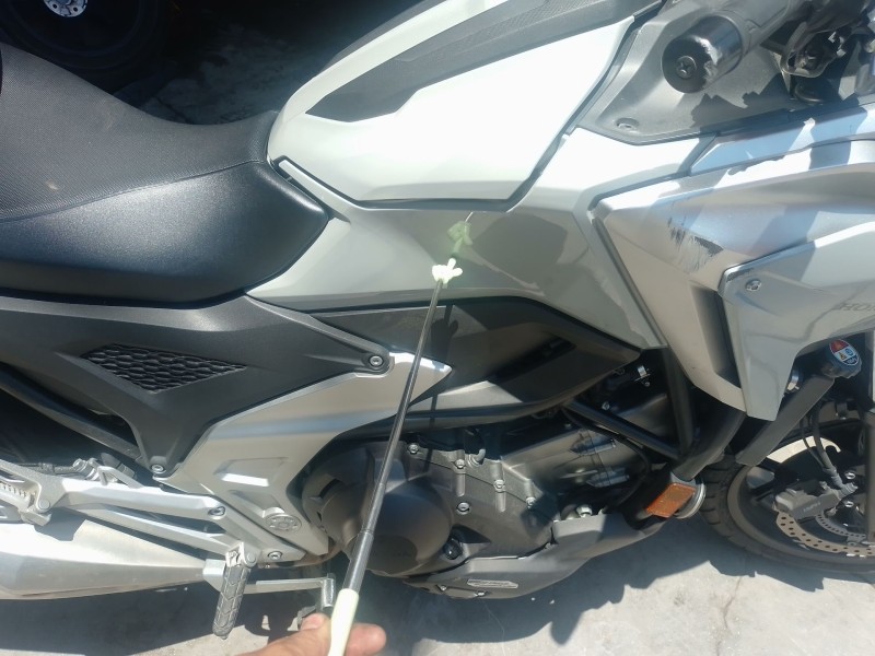 Recambio de carenado delantero derecho para honda nc nc 750 x (rh09) referencia OEM IAM   