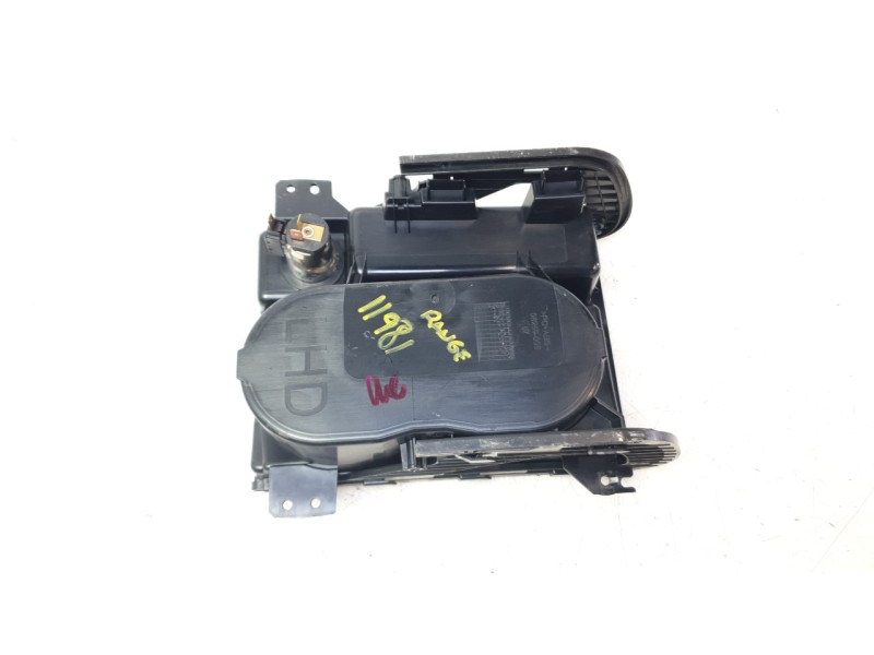 Recambio de cenicero para land rover evoque hse dynamic referencia OEM IAM BJ32600D00BB  