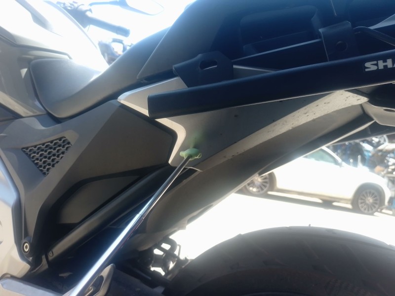 Recambio de molduras traseras para honda nc nc 750 x (rh09) referencia OEM IAM   