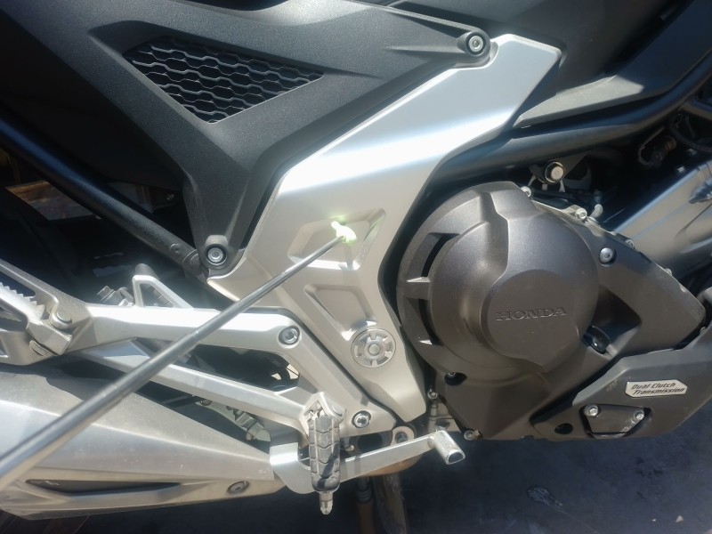 Recambio de molduras delanteras para honda nc nc 750 x (rh09) referencia OEM IAM   