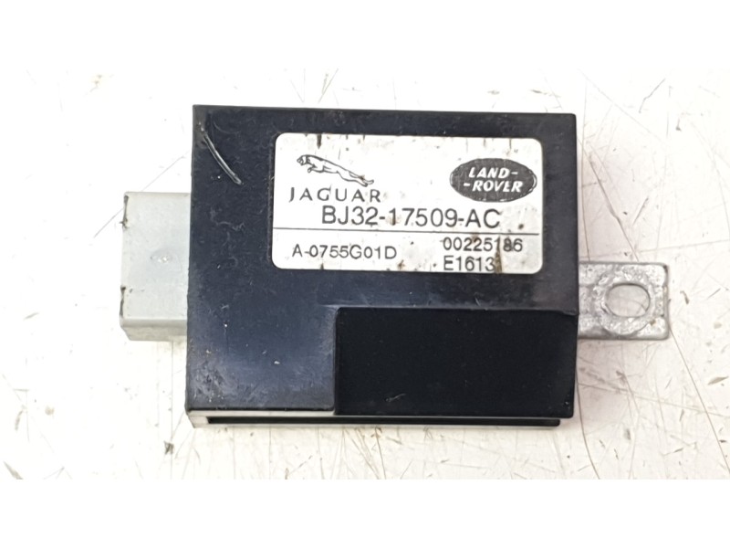 Recambio de modulo electronico para land rover evoque hse dynamic referencia OEM IAM BJ3217509AC  