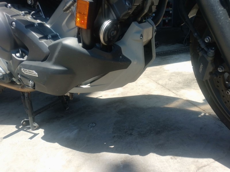 Recambio de quilla derecha para honda nc nc 750 x (rh09) referencia OEM IAM   
