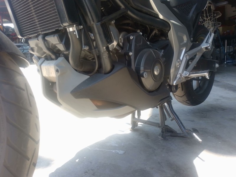 Recambio de quilla derecha para honda nc nc 750 x (rh09) referencia OEM IAM   