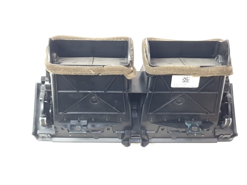 Recambio de aireador central para land rover evoque hse dynamic referencia OEM IAM BJ32014L21AB  