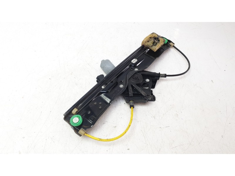 Recambio de elevalunas trasero derecho para land rover evoque hse dynamic referencia OEM IAM BJ3227000AD  