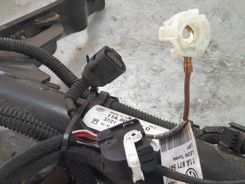 Recambio de enganche remolque para volkswagen id.4 (e21) gtx referencia OEM IAM 11A803881D  