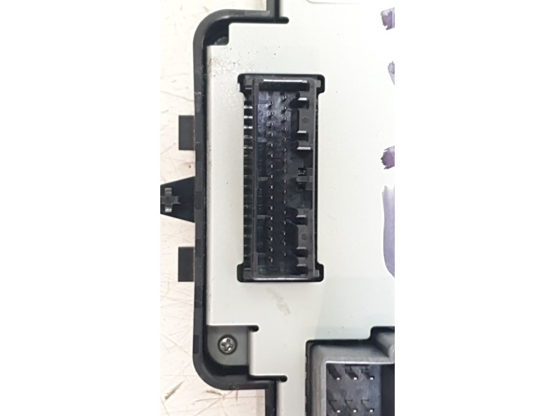 Recambio de mando climatizador para land rover evoque hse dynamic referencia OEM IAM BJ3214C239AC  