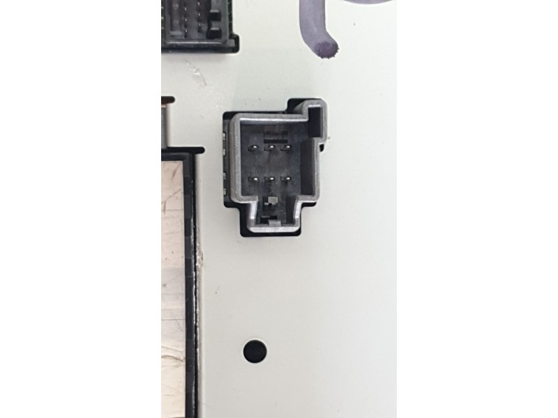 Recambio de mando climatizador para land rover evoque hse dynamic referencia OEM IAM BJ3214C239AC  