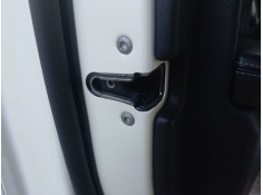 CERRADURA PUERTA DELANTERA IZQUIERDA 