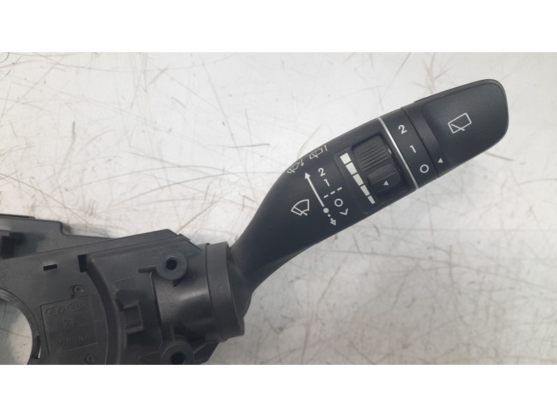 Recambio de mando multifuncion para hyundai kona 1.0 tgdi cat referencia OEM IAM 93403J9950  