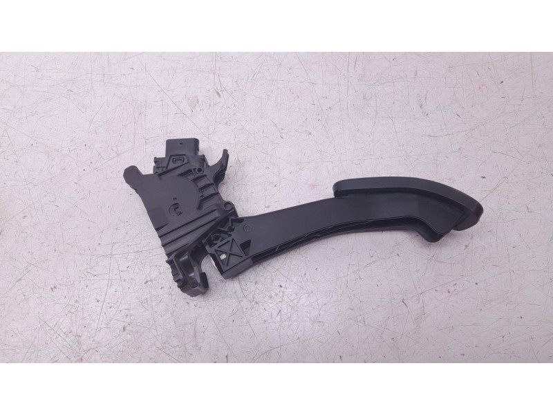 Recambio de potenciometro pedal para volkswagen id.4 (e21) gtx referencia OEM IAM 1EB723503  