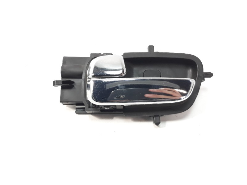 Recambio de maneta interior trasera izquierda para hyundai i20 1.2 16v cat referencia OEM IAM 826101J000  