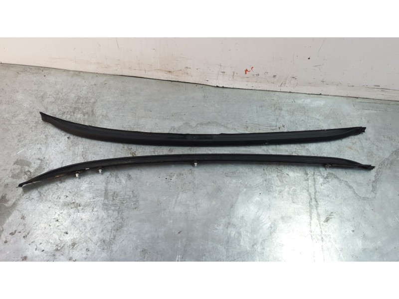 Recambio de barras techo para ford kuga iii (dfk) 2.5 duratec plug-in-hybrid referencia OEM IAM LV4BS550A63  