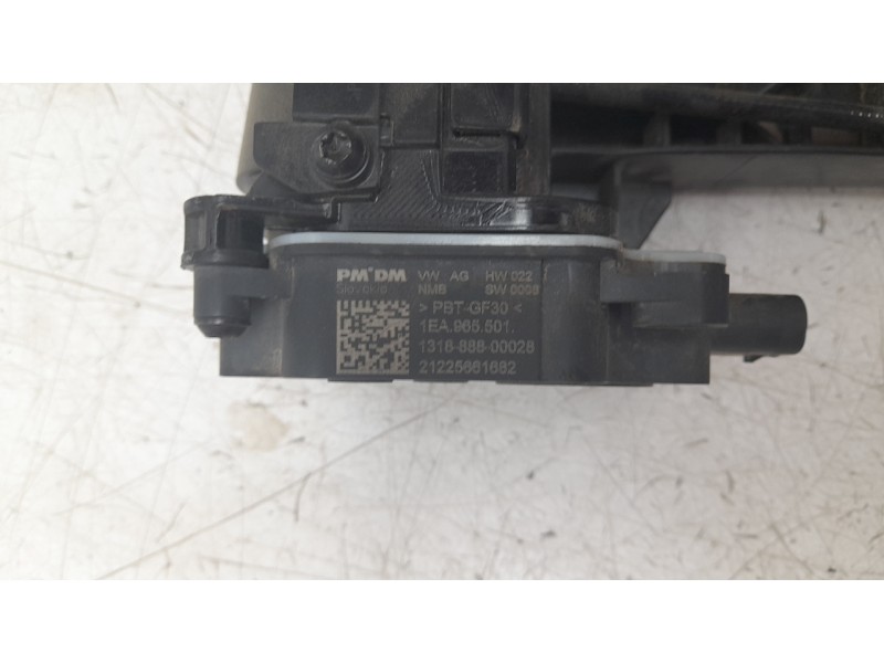 Recambio de canalizador de aire para volkswagen id.4 (e21) gtx referencia OEM IAM 1EA122135E  