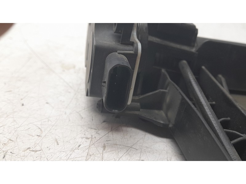 Recambio de canalizador de aire para volkswagen id.4 (e21) gtx referencia OEM IAM 1EA122135E  