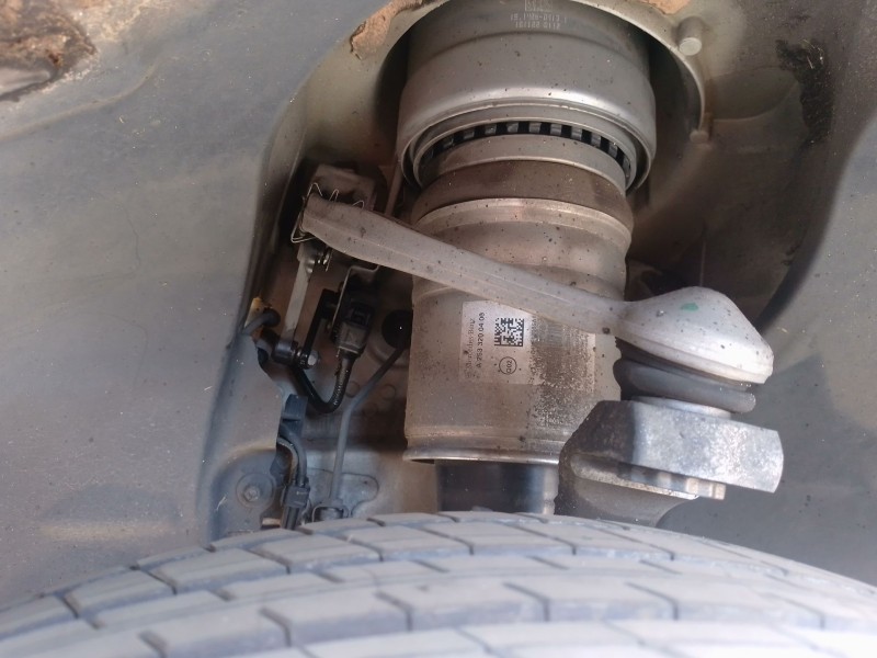 Recambio de amortiguador delantero izquierdo para mercedes-benz glc coupe (c253) 250 d 4-matic (253.309) referencia OEM IAM   