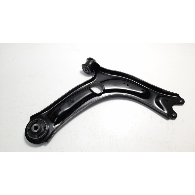 Recambio de brazo suspension inferior delantero izquierdo para volkswagen passat lim. (3g2) referencia OEM IAM 3Q0407151E  ZWDVW