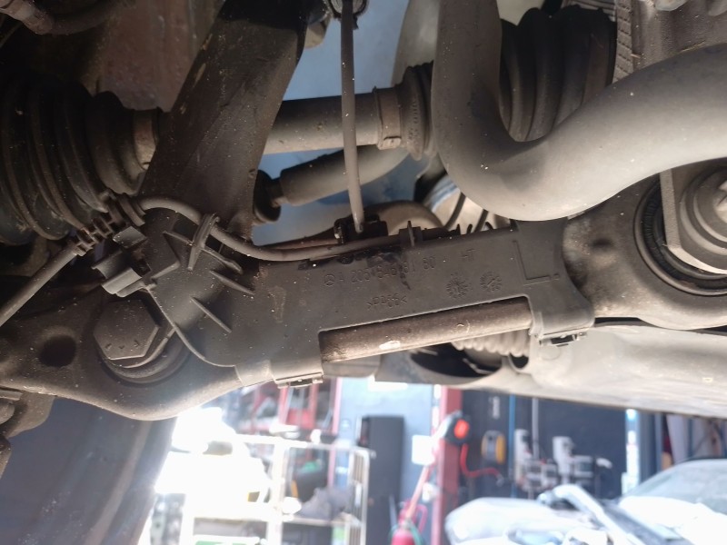 Recambio de brazo suspension inferior delantero izquierdo para mercedes-benz glc coupe (c253) 250 d 4-matic (253.309) referencia