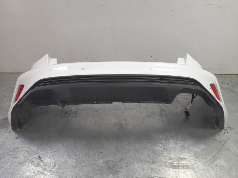 Recambio de paragolpes trasero para ford focus iv (hn) 1.0 ecoboost mhev referencia OEM IAM 2516296  