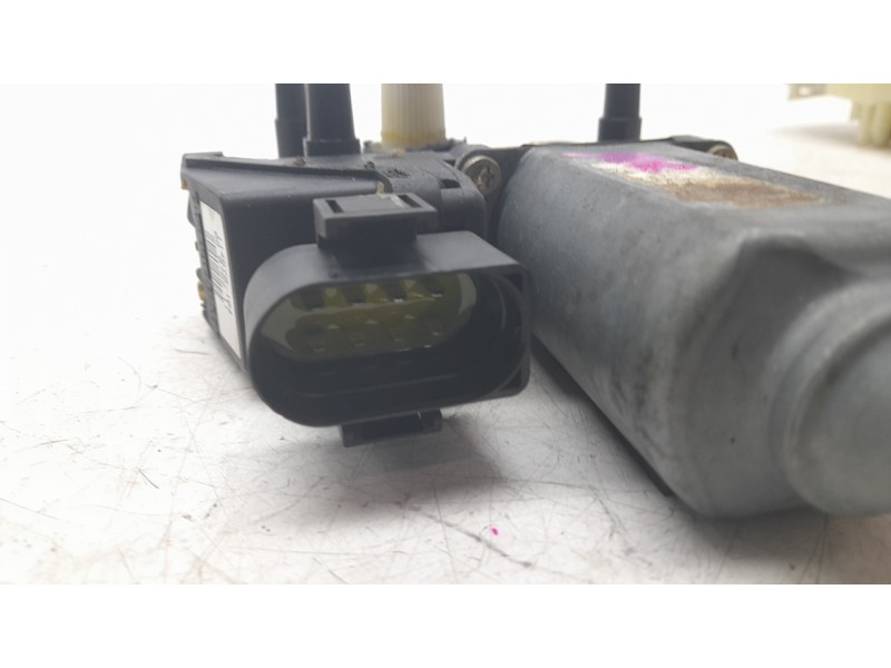 Recambio de motor elevalunas delantero derecho para porsche 911 descapotable (996) 3.4 carrera 4 referencia OEM IAM 114181101  