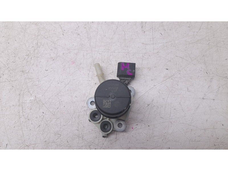 Recambio de bomba combustible para seat alhambra (710, 711) 2.0 tdi referencia OEM IAM F01C070035 5Q0131969E F01C250148
