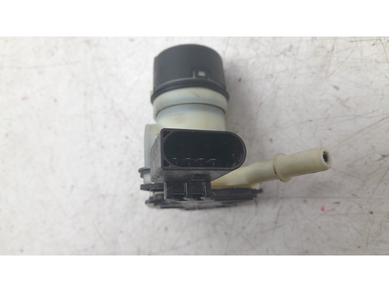 Recambio de bomba combustible para seat alhambra (710, 711) 2.0 tdi referencia OEM IAM F01C070035 5Q0131969E F01C250148