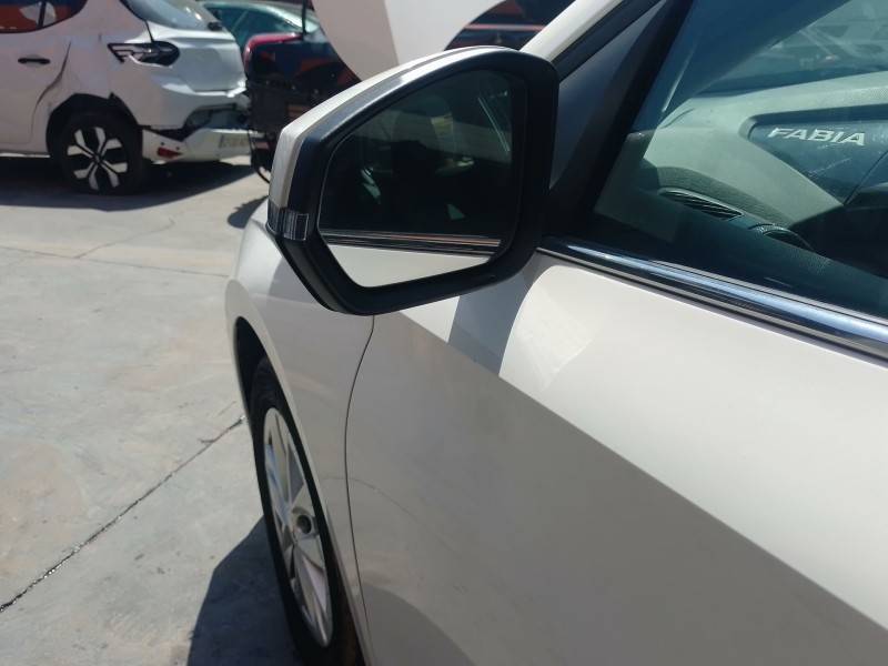Recambio de retrovisor izquierdo para skoda fabia iv (pj3) 1.0 mpi referencia OEM IAM   