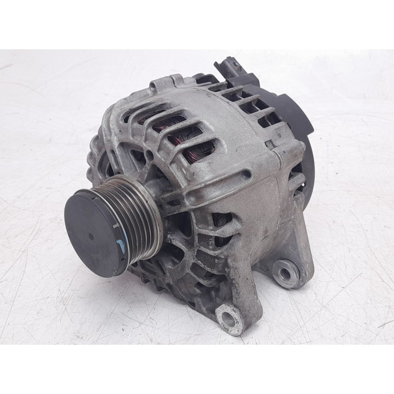 Recambio de alternador para opel crossland x / crossland (p17, p2qo) 1.2 (75) referencia OEM IAM 9835689480 FG12T163 ALF101551HQ