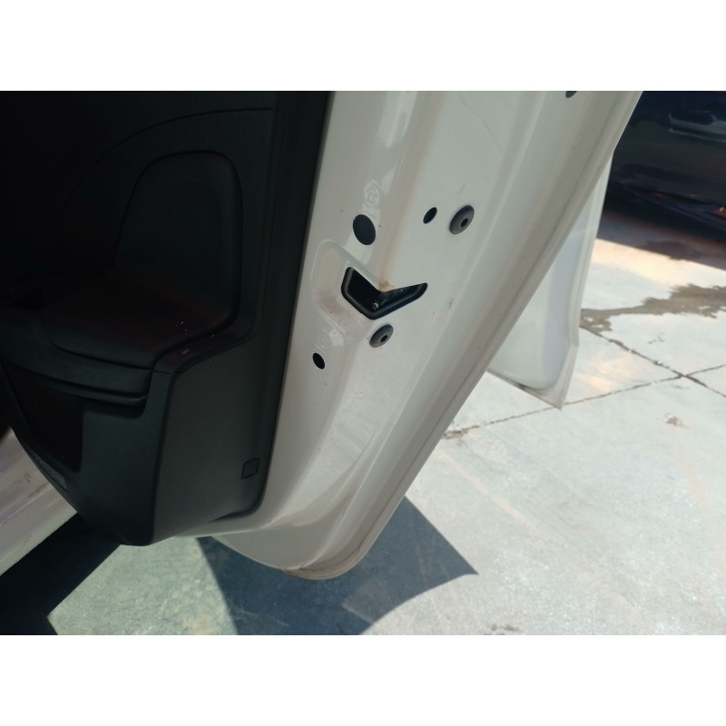 Recambio de cerradura puerta trasera derecha para skoda fabia iv (pj3) 1.0 mpi referencia OEM IAM   