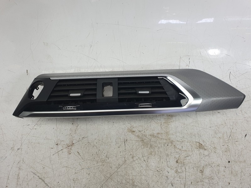Recambio de aireador central para bmw x4 (g02, f98) xdrive 30 i referencia OEM IAM 6422119164  
