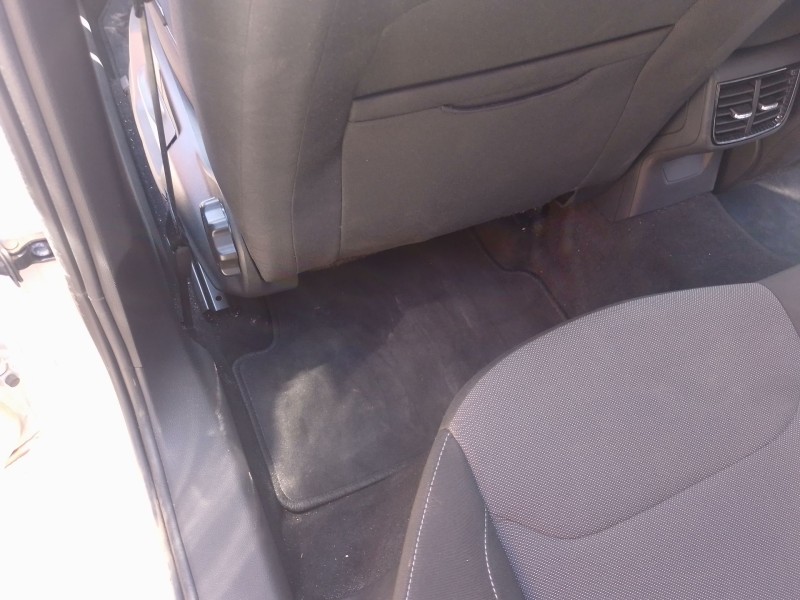 Recambio de juego alfombrillas para skoda fabia iv (pj3) 1.0 mpi referencia OEM IAM   