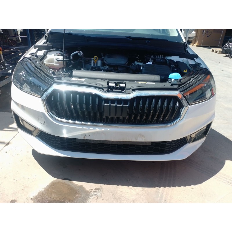 Recambio de paragolpes delantero para skoda fabia iv (pj3) 1.0 mpi referencia OEM IAM   