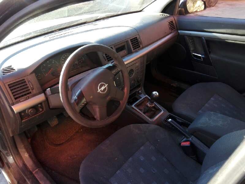 opel vectra c berlina del año 2002