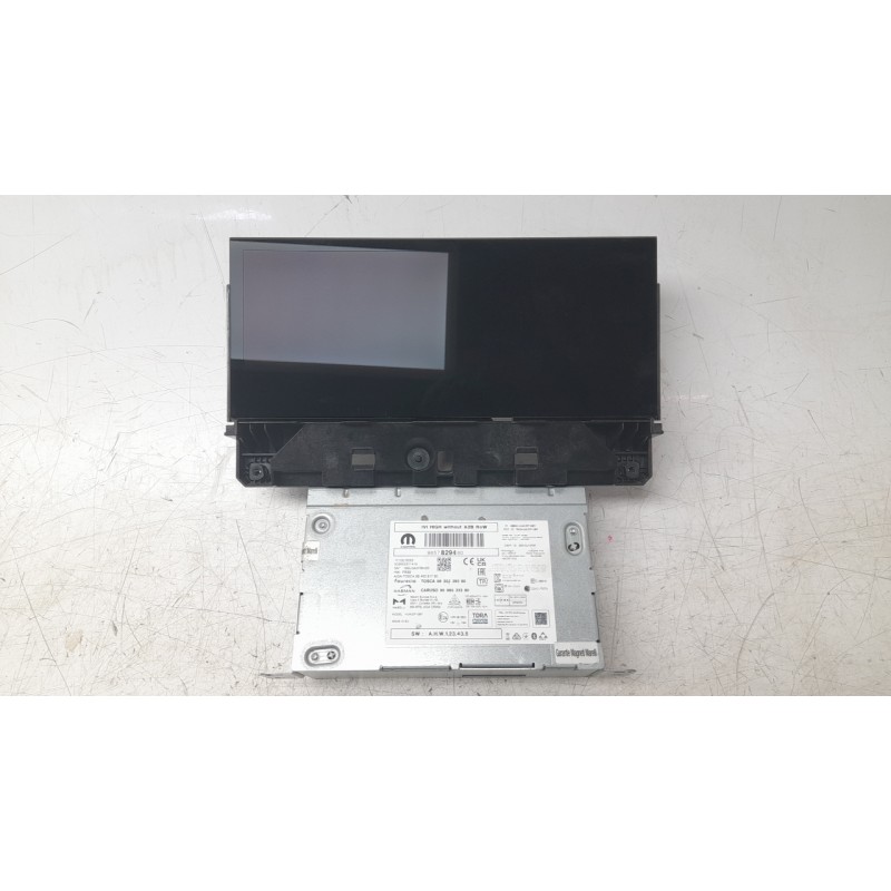 Recambio de sistema navegacion gps para ds ds 3 / ds 3 crossback (ur_, uc_, uj_) 1.2 puretech 130 referencia OEM IAM 9857829480 