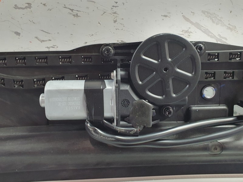 Recambio de techo electrico para dr dr 5.0 suv 1.5 referencia OEM IAM 1477838  