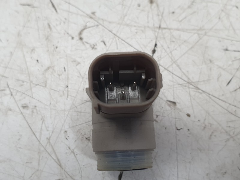 Recambio de sensor de aparcamiento para omoda omoda 5 hev referencia OEM IAM 704000156AAA  