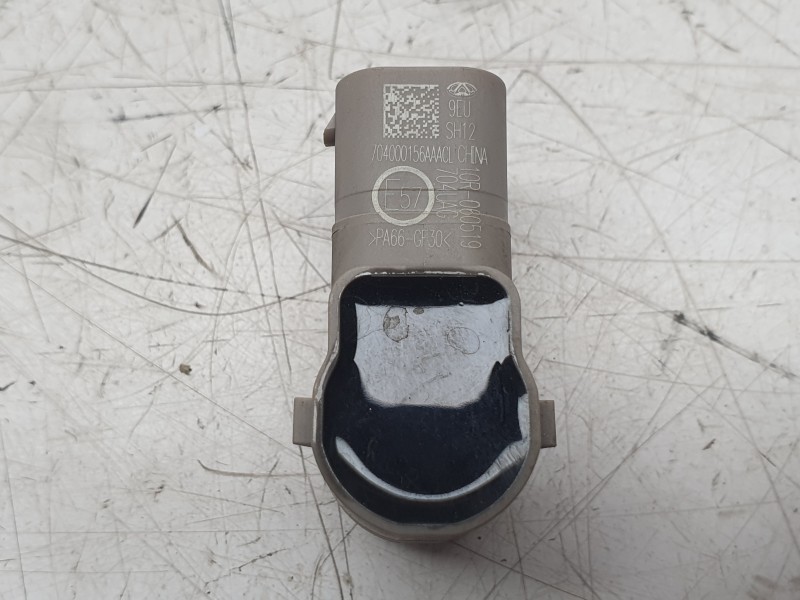 Recambio de sensor de aparcamiento para omoda omoda 5 hev referencia OEM IAM 704000156AAA  