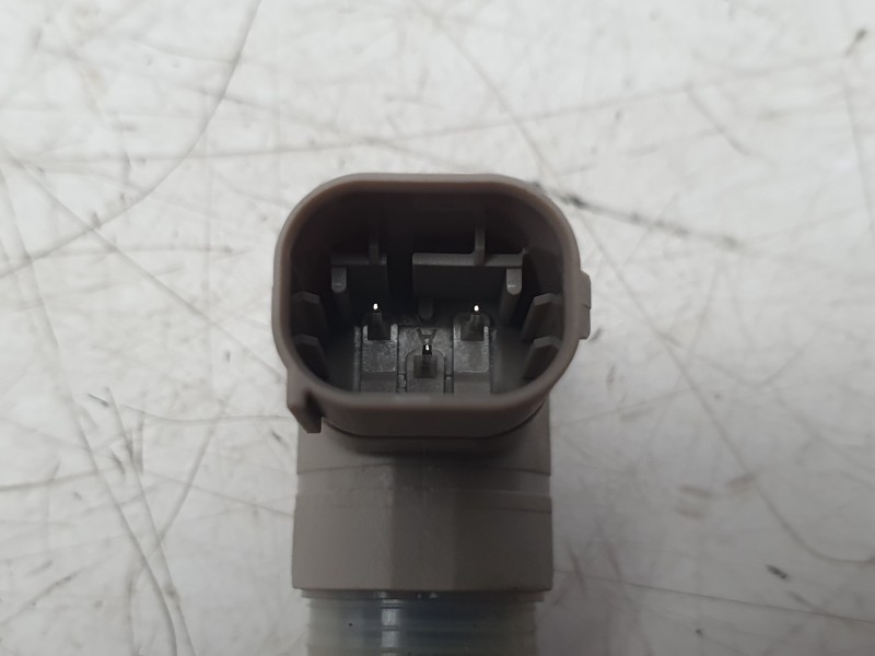 Recambio de sensor de aparcamiento para omoda omoda 5 hev referencia OEM IAM 704000156AAA  
