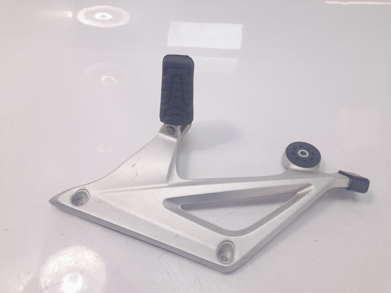 Recambio de estribo lateral para bmw r 1250 r 1250 rt (1t13) referencia OEM IAM 46718534789  