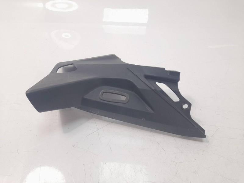 Recambio de moldura para bmw r 1250 r 1250 rt (1t13) referencia OEM IAM 8529394  