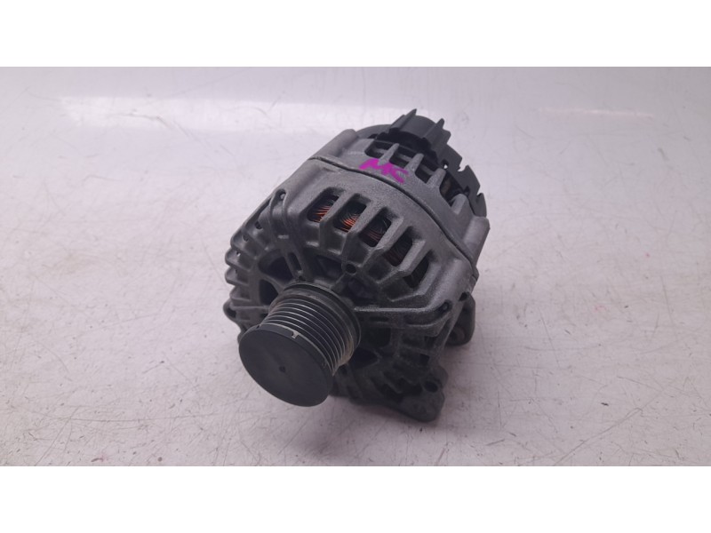 Recambio de alternador para audi a4 b9 avant (8w5, 8wd) 2.0 tdi referencia OEM IAM 04L903024A EG18S015 ALF901351HQ/ALF901351VL/R