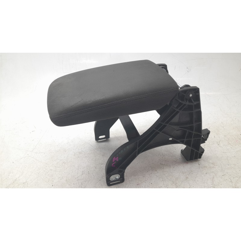 Recambio de apoyabrazos central para audi a4 b9 avant (8w5, 8wd) 2.0 tdi referencia OEM IAM 8W0864207SU9  