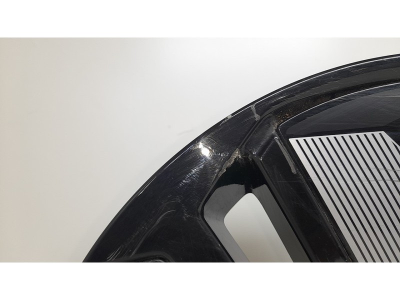 Recambio de llanta para omoda omoda 5 hev referencia OEM IAM 203001840AA  