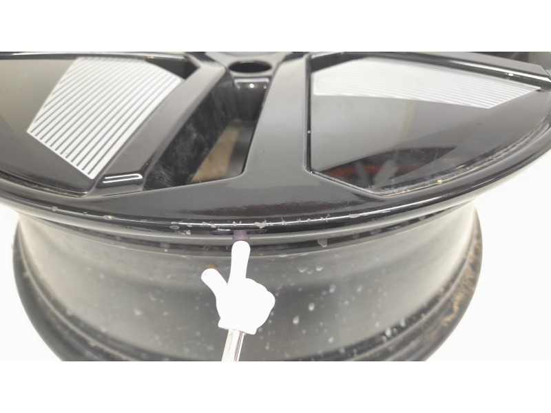 Recambio de llanta para omoda omoda 5 hev referencia OEM IAM 203001840AA  