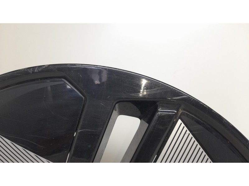 Recambio de llanta para omoda omoda 5 hev referencia OEM IAM 203001840AA  