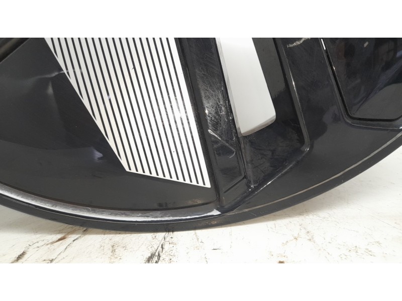 Recambio de llanta para omoda omoda 5 hev referencia OEM IAM 203001840AA  