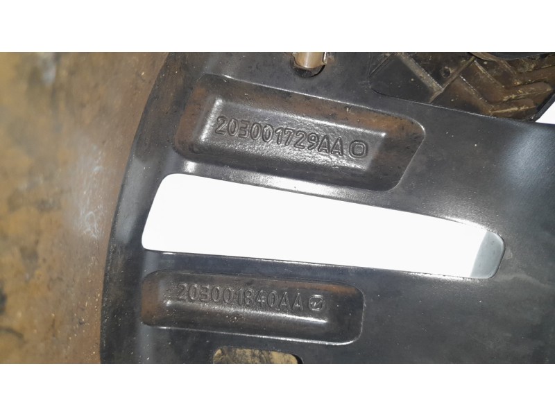 Recambio de llanta para omoda omoda 5 hev referencia OEM IAM 203001840AA  