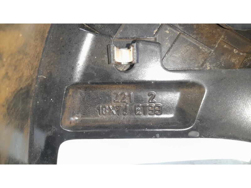 Recambio de llanta para omoda omoda 5 hev referencia OEM IAM 203001840AA  