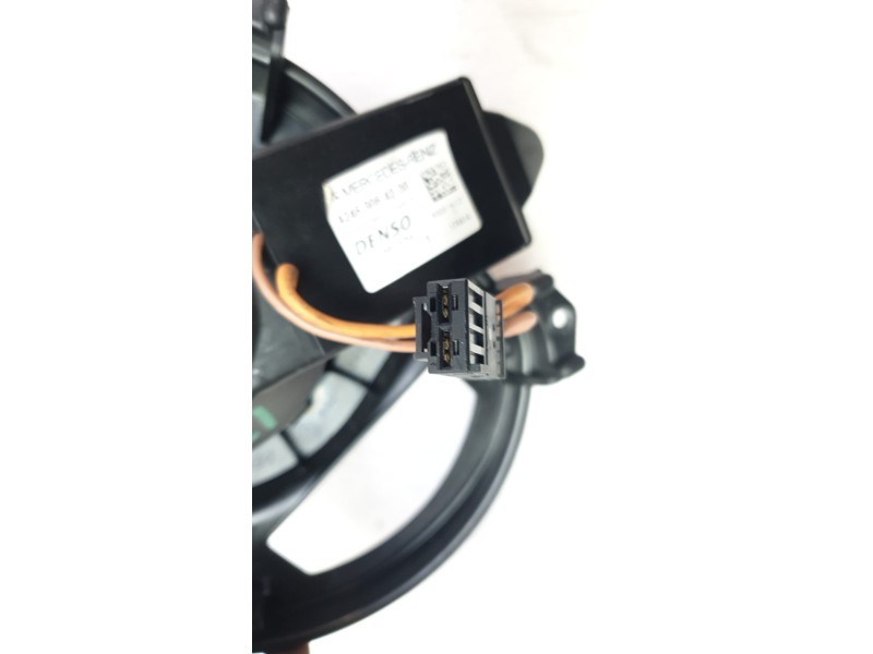 Recambio de ventilador calefaccion para mercedes-benz clase gla (x156) gla 200 cdi / d (156.908) referencia OEM IAM A2469064200 