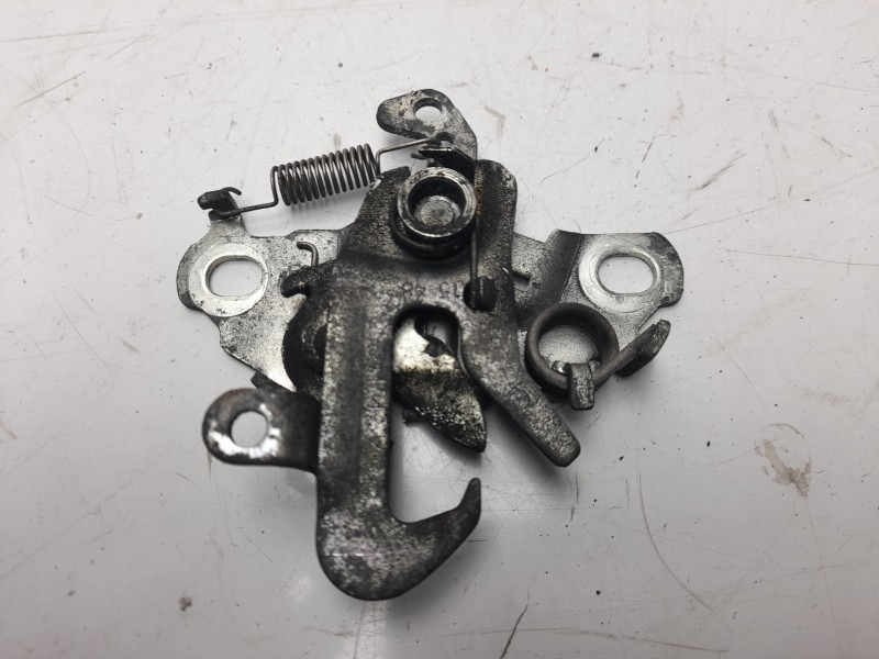 Recambio de cerradura capo para citroen c4 cactus feel referencia OEM IAM 311847  